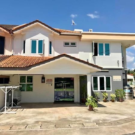 Summer Green Lodge Kuantan Esterno foto